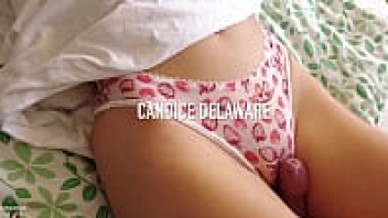 Candice Delaware หนังเอ็กออนไลน์ กางเกงในลายสตอเบอรี่ ต้องเอาควยถูหีให้สดชื่น กางเกงในรัดหีเห็นต้องขยี้เม็ดแตด งานถูไถไม่เสียบก็เสียวได้สบายอารมณ์