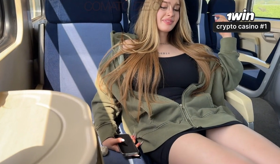 เย็ดคนแปลกหน้าที่เจอบนรถไฟ หนังเอ็กรัสเซีย CAMATOZZE คุยถูกคากับหญิงสาวที่นั่งตรงข้าม เลยชวนกลับบ้านมาซอยข่อยแหน่ หีสวยแคมหีชมพูแถมโหนกอย่างนูน